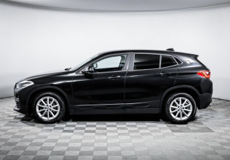 Подержанный автомобиль BMW X2 2019 года (8 фото)