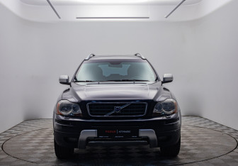 Подержанный автомобиль Volvo XC90 2006 года (2 фото)