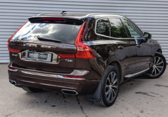 Подержанный автомобиль Volvo XC60 2019 года (5 фото)