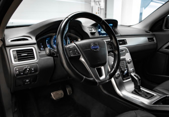 Подержанный автомобиль Volvo XC70 2014 года (7 фото)