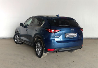 Подержанный автомобиль Mazda CX-5 2019 года (7 фото)