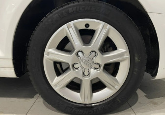 Подержанный автомобиль Audi A3 Hatchback 2011 года (11 фото)