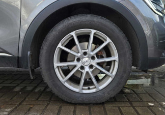 Подержанный автомобиль Renault Arkana 2019 года (14 фото)