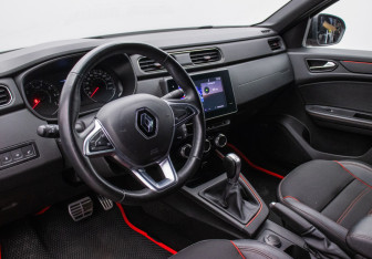 Подержанный автомобиль Renault Arkana 2021 года (9 фото)