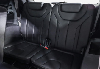 Подержанный автомобиль Hyundai Santa Fe 2018 года (17 фото)