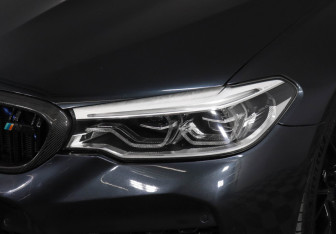 Подержанный автомобиль BMW M5 Sedan 2019 года (7 фото)