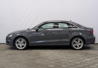 Подержанный автомобиль Audi A3 Sedan 2020 года (8 фото)