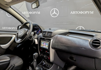 Подержанный автомобиль Nissan Terrano 2021 года (11 фото)