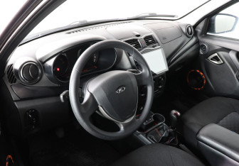 Подержанный автомобиль LADA (ВАЗ) Granta Hatchback 2022 года (9 фото)
