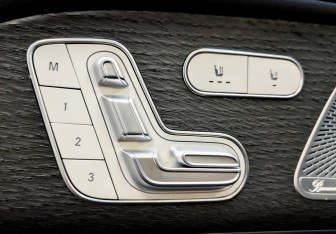 Подержанный автомобиль Mercedes-Benz GLE 2022 года (21 фото)