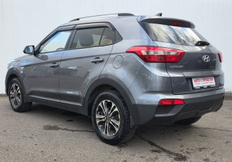 Подержанный автомобиль Hyundai Creta 2017 года (7 фото)
