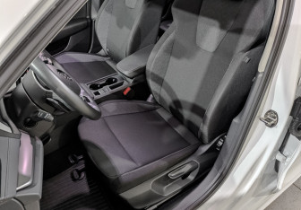 Подержанный автомобиль Skoda Octavia Liftback 2021 года (20 фото)