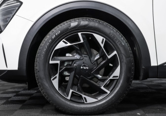 Подержанный автомобиль Kia Sportage 2023 года (27 фото)
