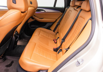 Подержанный автомобиль BMW X4 2019 года (11 фото)