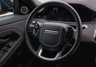 Подержанный автомобиль Land Rover Range Rover Evoque 2019 года (15 фото)