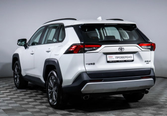 Новый Toyota RAV4 2025 (7 фото)