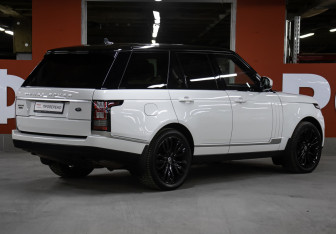 Подержанный автомобиль Land Rover Range Rover 2016 года (5 фото)