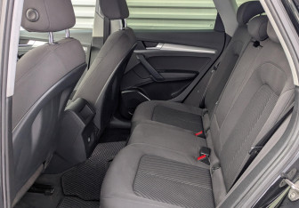 Подержанный автомобиль Audi Q5 2018 года (12 фото)