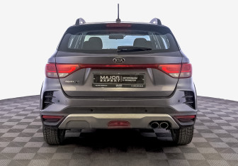 Подержанный автомобиль Kia Rio Hatchback 2021 года (6 фото)