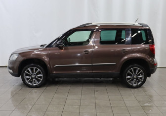 Подержанный автомобиль Skoda Yeti 2016 года (8 фото)
