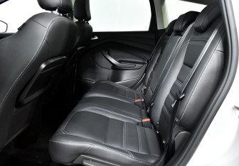 Подержанный автомобиль Ford Kuga 2017 года (12 фото)