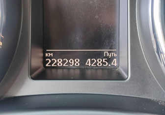 Подержанный автомобиль Skoda Superb Liftback 2013 года (15 фото)
