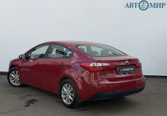 Подержанный автомобиль Kia Cerato Sedan 2014 года (6 фото)