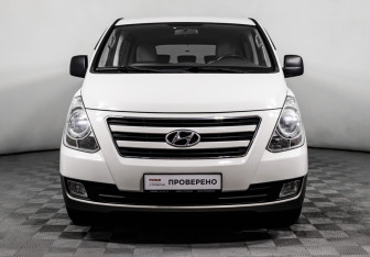 Подержанный автомобиль Hyundai H-1 2016 года (2 фото)