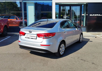 Подержанный автомобиль Kia Rio Sedan 2016 года (5 фото)