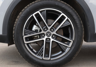 Подержанный автомобиль Changan CS55PLUS 2023 года (19 фото)