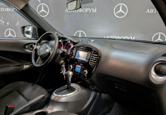 Подержанный автомобиль Nissan Juke 2017 года (13 фото)