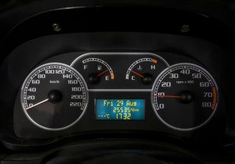 Подержанный автомобиль Fiat Albea 2010 года (11 фото)