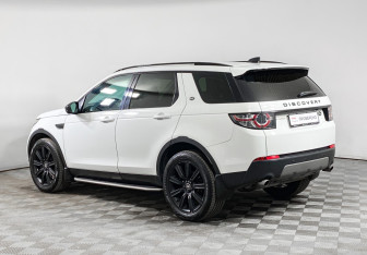 Подержанный автомобиль Land Rover Discovery Sport 2018 года (7 фото)