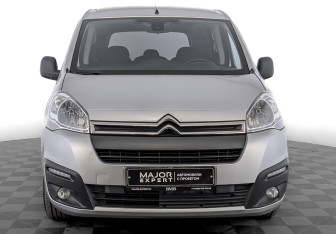 Подержанный автомобиль Citroen Berlingo 2021 года (2 фото)
