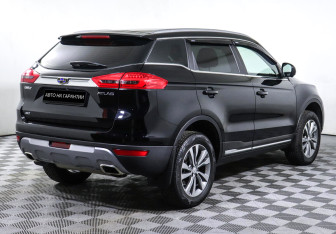 Подержанный автомобиль Geely Atlas 2021 года (3 фото)