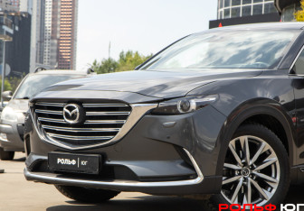 Подержанный автомобиль Mazda CX-9 2017 года (17 фото)