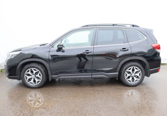 Подержанный автомобиль Subaru Forester Suv 2021 года (8 фото)