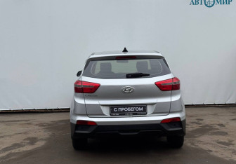 Подержанный автомобиль Hyundai Creta 2017 года (7 фото)