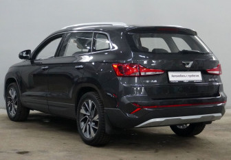 Подержанный автомобиль Jetta VS7 2023 года (7 фото)