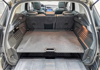 Подержанный автомобиль Peugeot 3008 2012 года (10 фото)