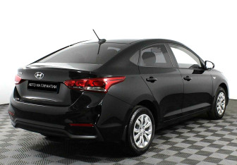 Подержанный автомобиль Hyundai Solaris Sedan 2017 года (3 фото)