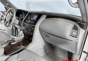 Подержанный автомобиль Nissan Patrol 2014 года (9 фото)