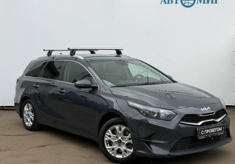 Подержанный автомобиль Kia Ceed Wagon 2021 года (3 фото)