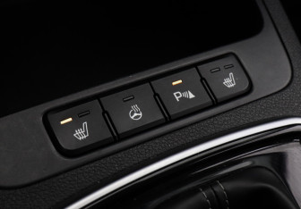 Подержанный автомобиль Kia Rio Sedan 2020 года (14 фото)