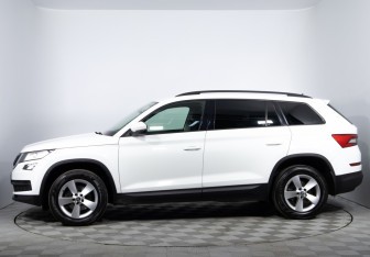 Подержанный автомобиль Skoda Kodiaq 2019 года (8 фото)