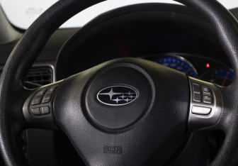 Подержанный автомобиль Subaru Forester Suv 2008 года (15 фото)