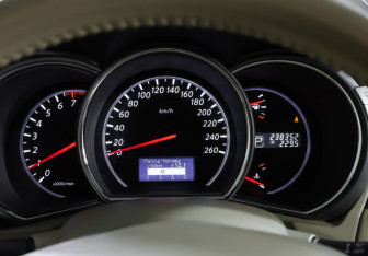 Подержанный автомобиль Nissan Murano Suv 2013 года (17 фото)