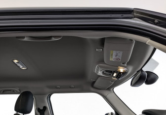 Подержанный автомобиль MINI Hatch 2020 года (23 фото)