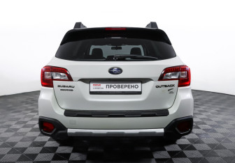 Подержанный автомобиль Subaru Outback Wagon 2015 года (6 фото)