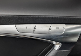 Подержанный автомобиль Audi A7 2022 года (27 фото)